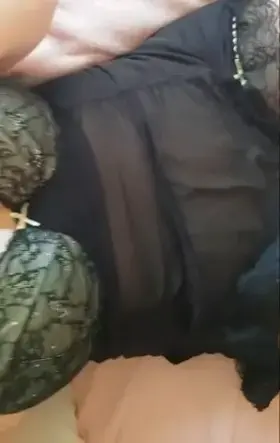 Just a simple tease, have a great weekend 😘[F]