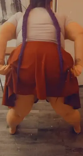 Lift up my skirt and fuck me