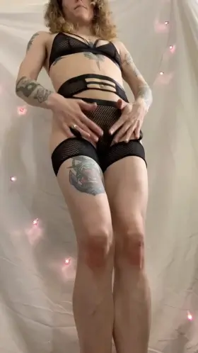 cue little lover acdc ;)