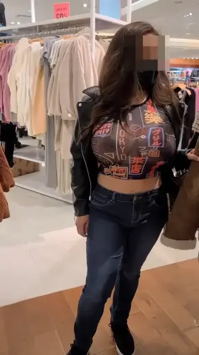 Naughty mom shopping