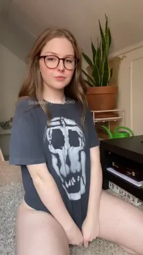 I love dropping my little titties for you