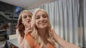 Very hot - Izzy bangs Kenzie in the kitchen