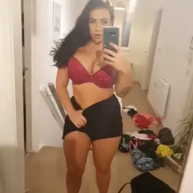 Ready to face the day! I don't think I need any more clothes, do I? 😘