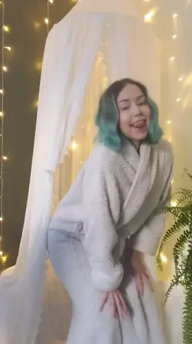 I love my fat butt mixed together with thigh highs