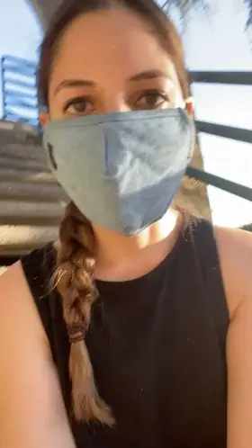 Flashing my milfy pussy