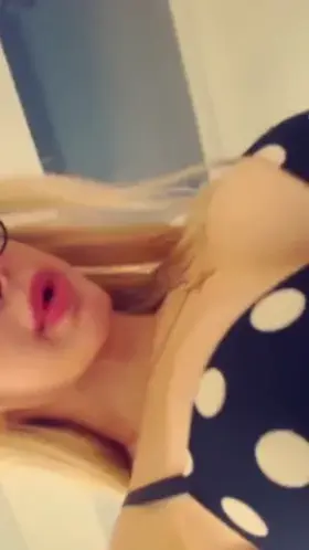 You like sweet blondes?