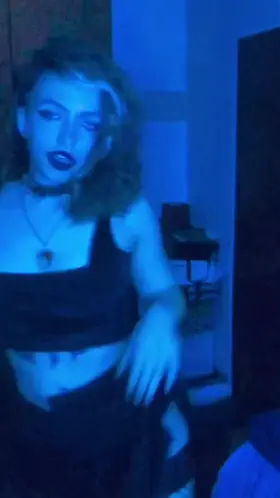 wanna dance and fuck everyday