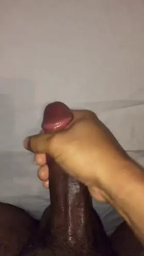 Who wants to jerk me off