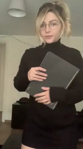 Did you enjoy my little transformation?.. Don’t always judge a book by its cover 🤓📚