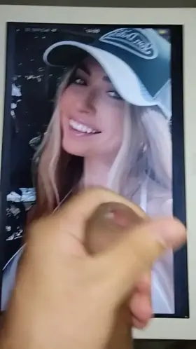 pretty blondie got creamed (tribbing rn)