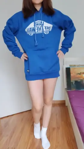 If you like petite girls, this on/off is for you!