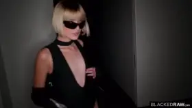 Jessie Saint - Troublemaker