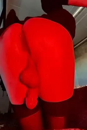 I’ve worked hard on making this booty jiggle… what do you think?