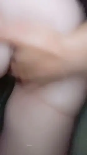 I love meeting older men off Reddit and letting them have their way with me!!! 🥰🥰