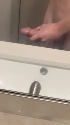 Like how I slow stroke it😏