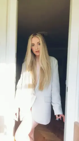 Nice outfit for our first date?