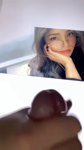 Tried a new angle for my valkyrae tribute and made a mess