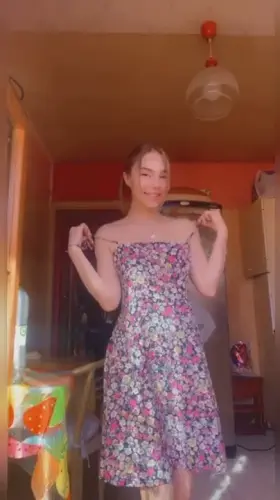 Your 4'8 girlfriend 😋