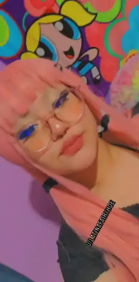 Titty fuck me before you breed me 🤓👅