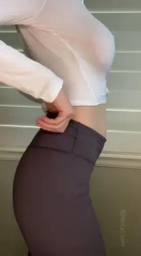 Other moms get mad for this one simple reason. She peels off her leggings and the results may shock you!