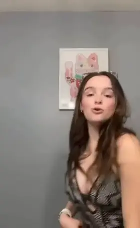 Sexy TikTok, what do you think of her?