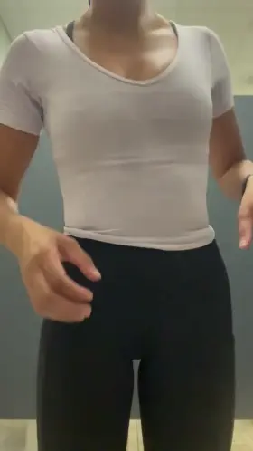 Anyone here like fit Indian girls? 25 (f)