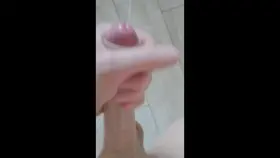 A MASSIVE close up cumshot