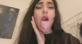 I want to be a lustful succubus🤩