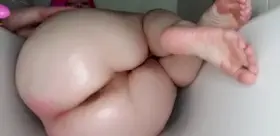 The perfect view, do you agree? 🍑💦