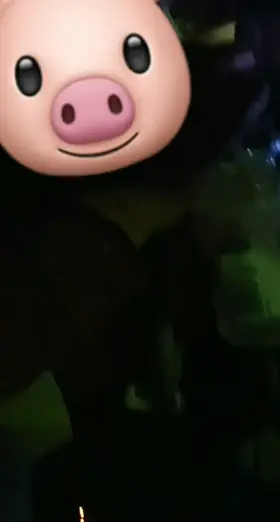 [OC] Piggy drinks my pee 🍋