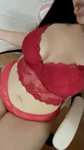 do you like my red underwear?🙈💕