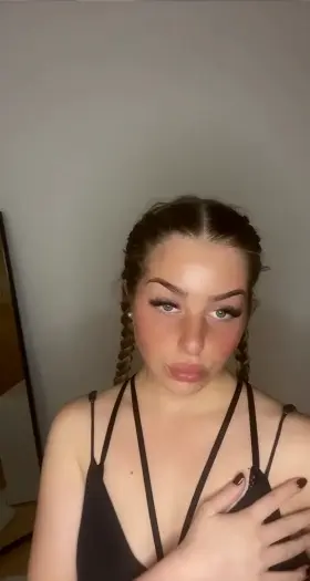 I need someone who sees the fire in my eyes and wants to play with it😈