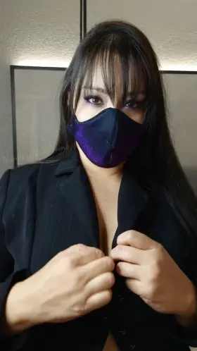 [video] When your boss accidentally sends you a titty reveal...