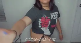 (f21) how do we feel about big titty alternative moms? 🤍 im a lot of fun to play with ;)