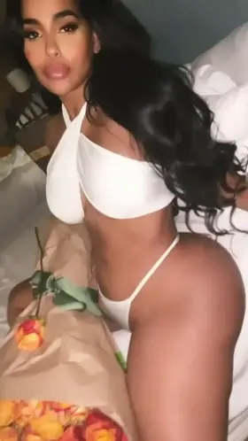 Ayisha Diaz @ayieshadiaz0