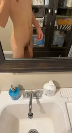 How’s my cock? Dm me for more!