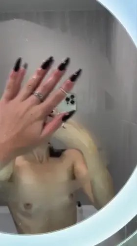 Let me take good care of your throbbing cock 😏