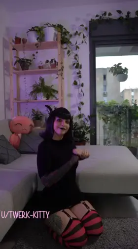 Mavis Dracula from Hotel Transylvania by me, Twerk kitty