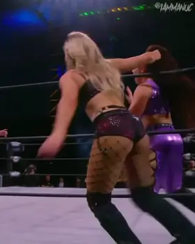 Tay Conti sexy booty jiggle