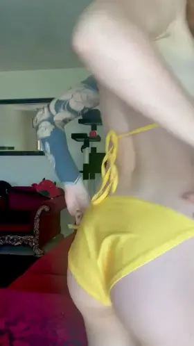 Do you like my bikini 😇