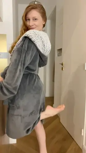 I'm only 5'2 but if you love busty redheads, I got you!