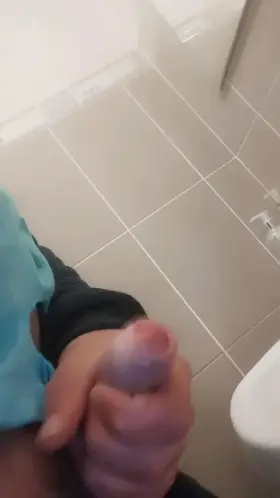 Vid of earlier pic heavy creamy load