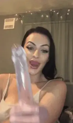 Check Comment For Her 11GB Folder with sextapes👇👇