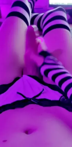 this is how good boys cum 😇