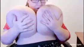 Jennica Lynn’s massive beautiful boobs