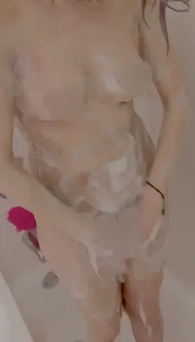 Don’t you just love a good shower? 💦😌🥵