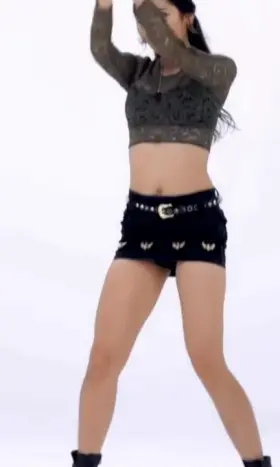 Hello Venus - Yooyoung