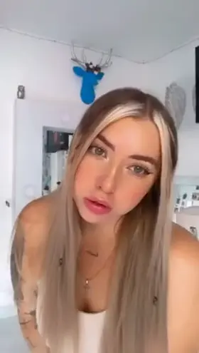 💥 Horny and ignored :(