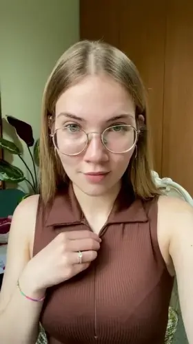 What color are my eyes? But you can’t rewatch it!