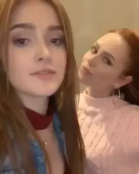 I’m A Simple Man, I See A Red Head, I Upvote.